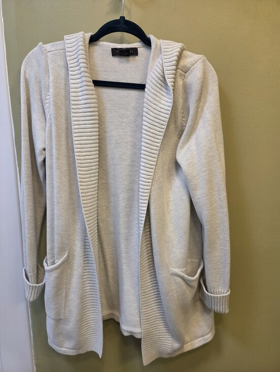 Tahari Sweaters - Tahari Cream Cardigan with hood size Large